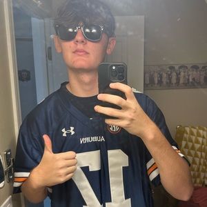 Meet your Posher, Jackson